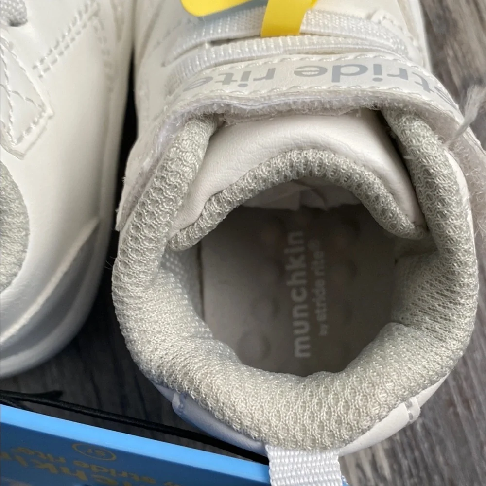 Stride Rite comfortable durable
